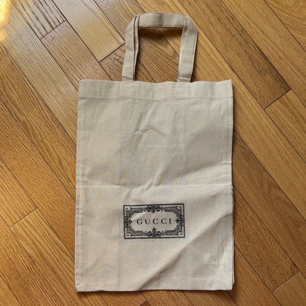 Gucci Beige Canvas Tote with Black Logo